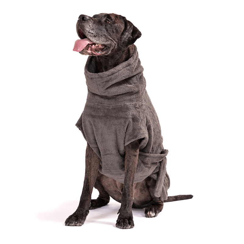 Lill’s Hundebademantel aus Bio-Baumwolle “stone grey” Lill's Hundebademantel aus Bio-Baumwolle "stone grey"